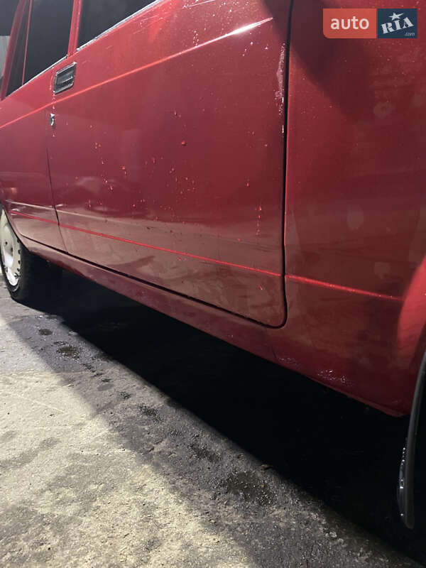 Седан ВАЗ / Lada 2105 1987 в Броварах