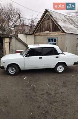 Седан ВАЗ / Lada 2105 1990 в Києві