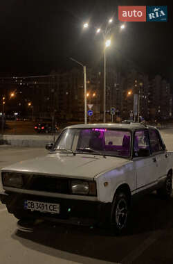 Седан ВАЗ / Lada 2105 1988 в Чернігові