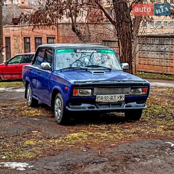 Седан ВАЗ / Lada 2105 1989 в Кривом Роге