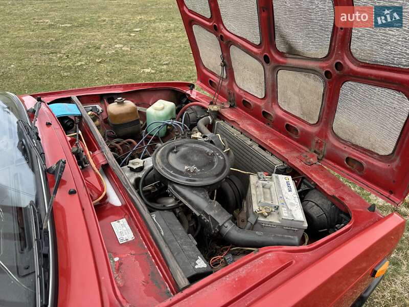 Седан ВАЗ / Lada 2105 1982 в Запорожье