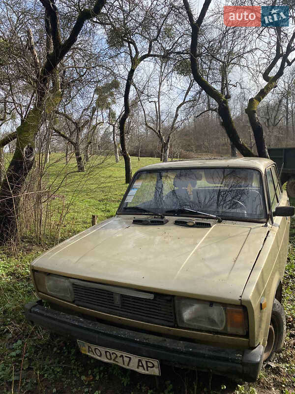 Седан ВАЗ / Lada 2105 1989 в Ужгороді