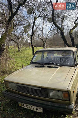 Седан ВАЗ / Lada 2105 1989 в Ужгороді