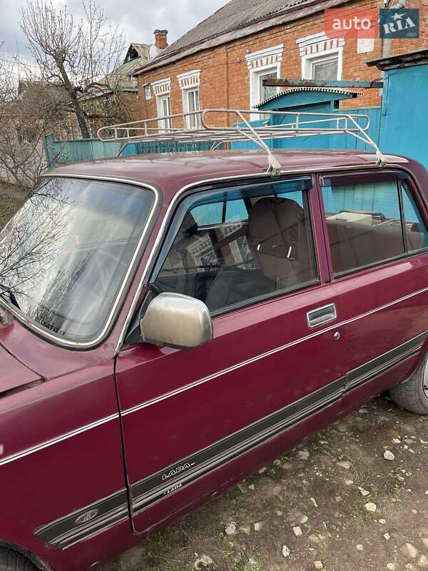 Седан ВАЗ / Lada 2105 1993 в Харькове