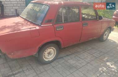 Седан ВАЗ 2105 1981 в 