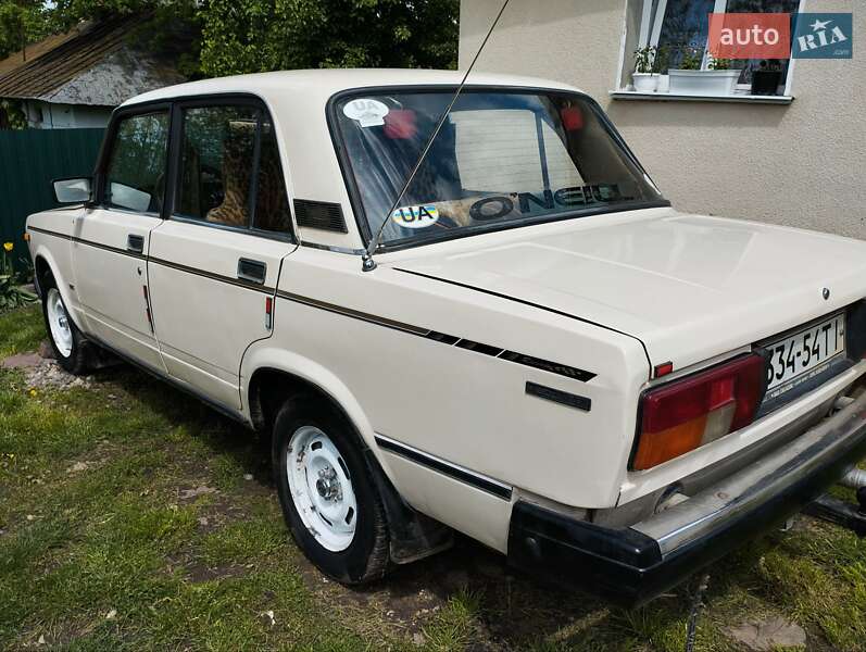 Седан ВАЗ 2105 1982 в 