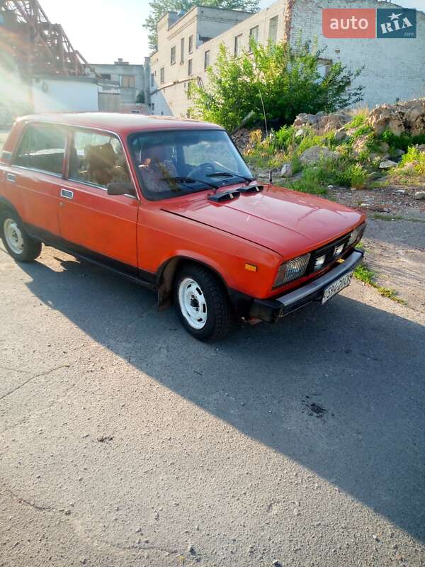 Седан ВАЗ / Lada 2105 1984 в Кременчуге