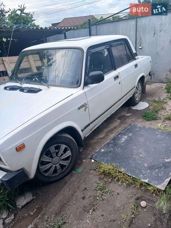 Седан ВАЗ 2105 1992 в 