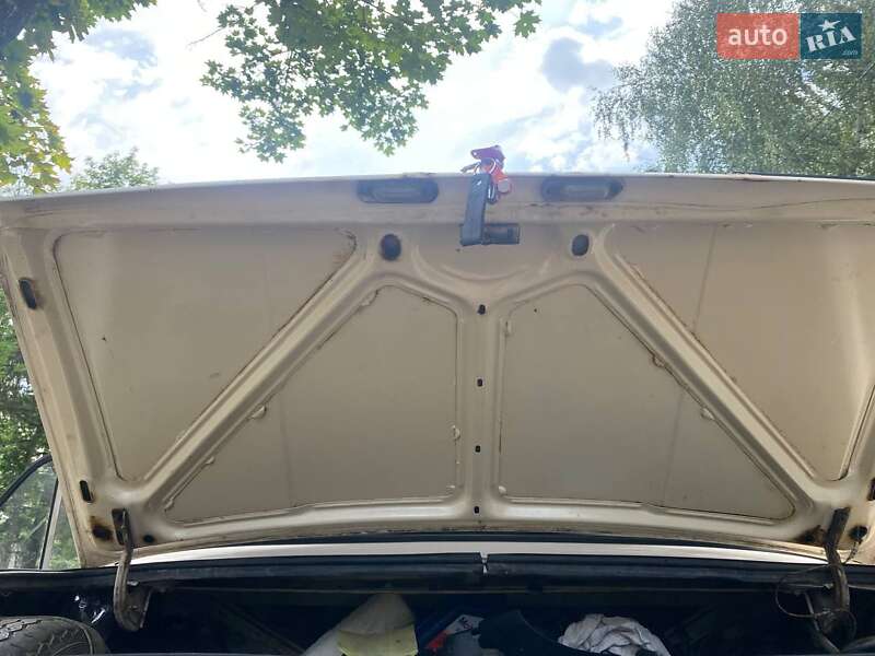 Седан ВАЗ / Lada 2105 1986 в Харькове