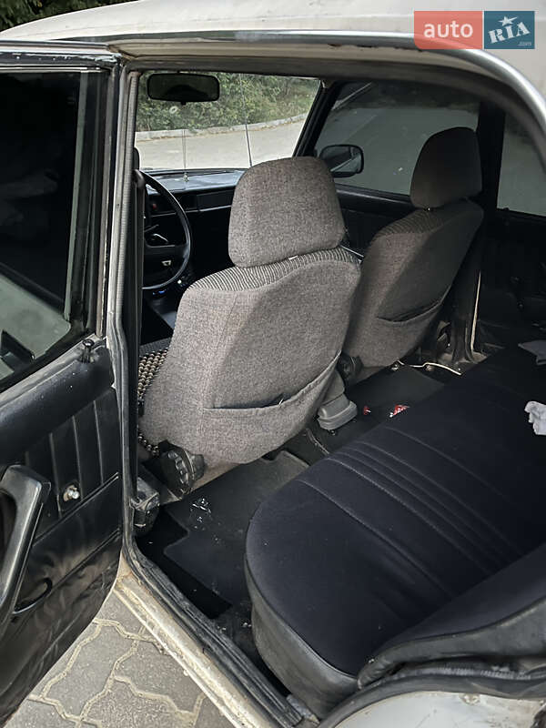 Седан ВАЗ / Lada 2105 1992 в Калуші