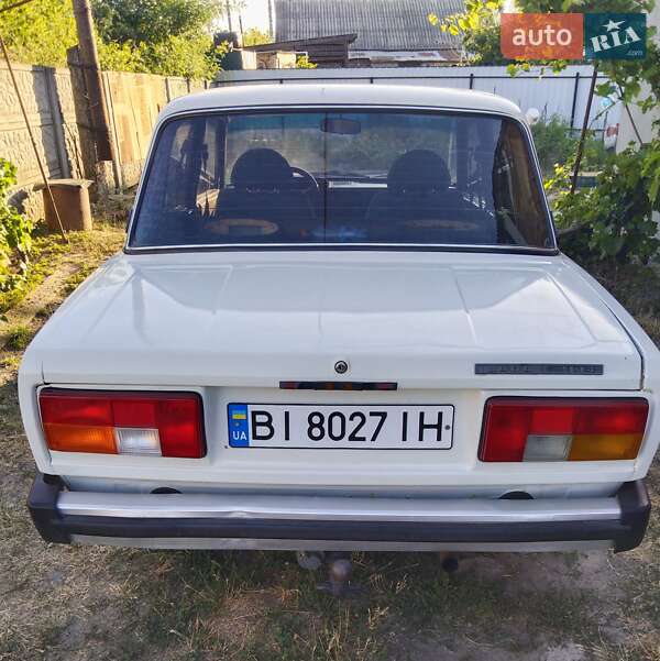 Седан ВАЗ / Lada 2105 1988 в Новых Санжарах