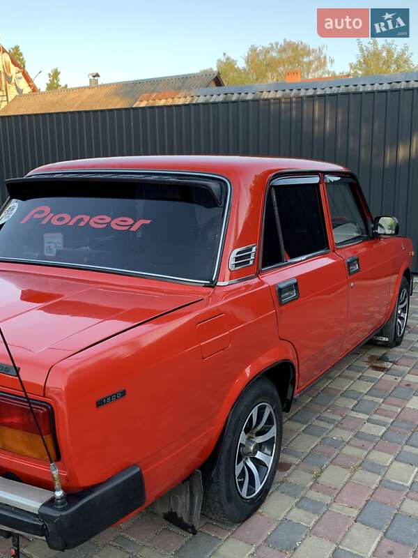 Седан ВАЗ / Lada 2105 1988 в Смеле фото 6 Седан ВАЗ / Lada 2105 1988 в Смеле