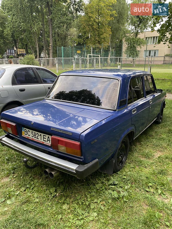Седан ВАЗ / Lada 2105 1990 в Львове