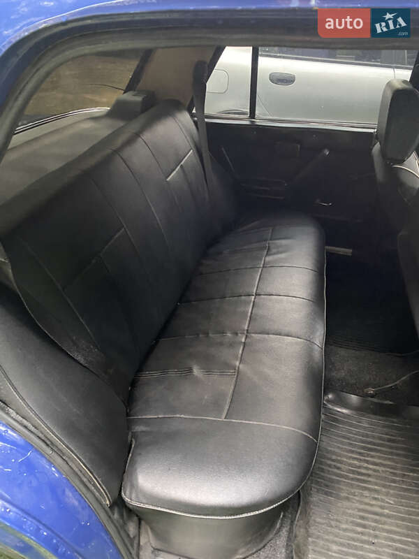 Седан ВАЗ / Lada 2105 1990 в Львове
