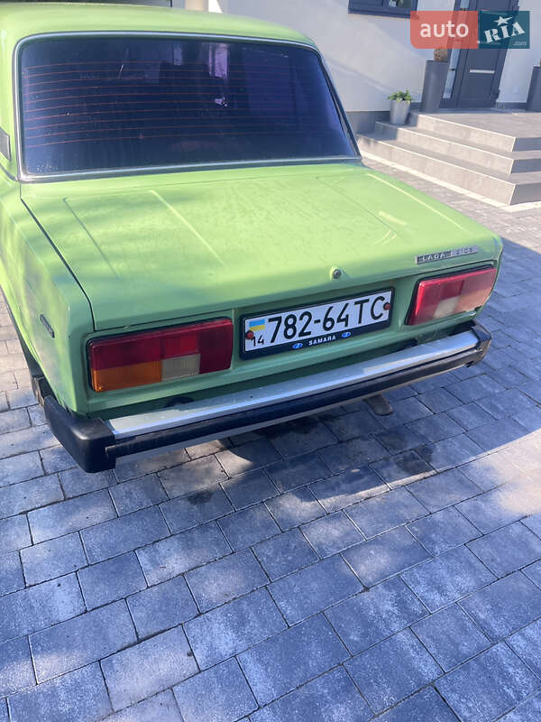 Седан ВАЗ / Lada 2105 1982 в Бродах