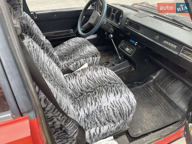 Седан ВАЗ / Lada 2105 1991 в Здолбунове фото 3 Седан ВАЗ / Lada 2105 1991 в Здолбунове