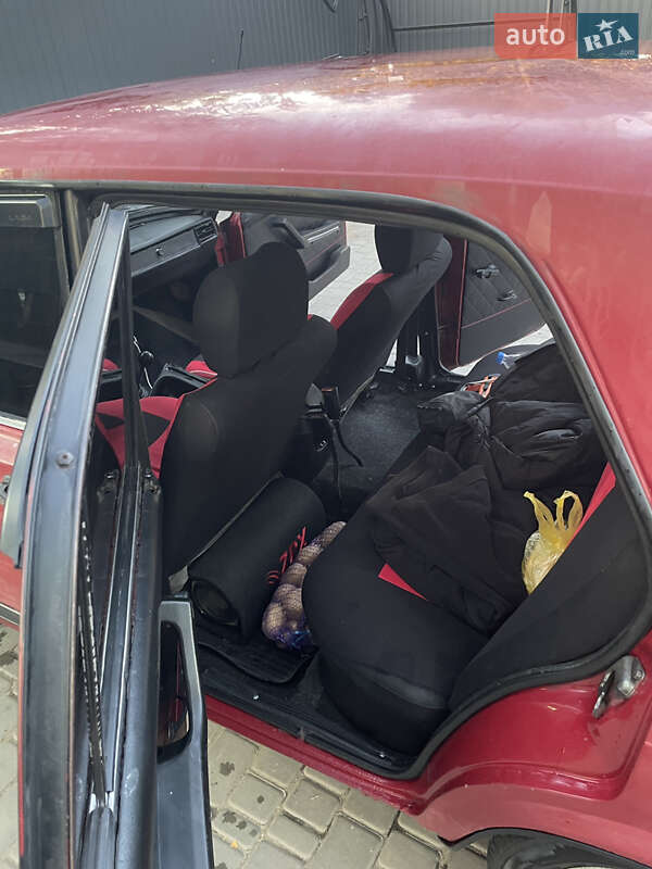 Седан ВАЗ / Lada 2105 1991 в Миколаєві