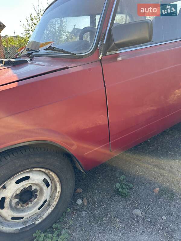 Седан ВАЗ / Lada 2105 1990 в Нових Санжарах