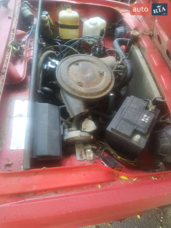 Седан ВАЗ / Lada 2105 1984 в Харькове