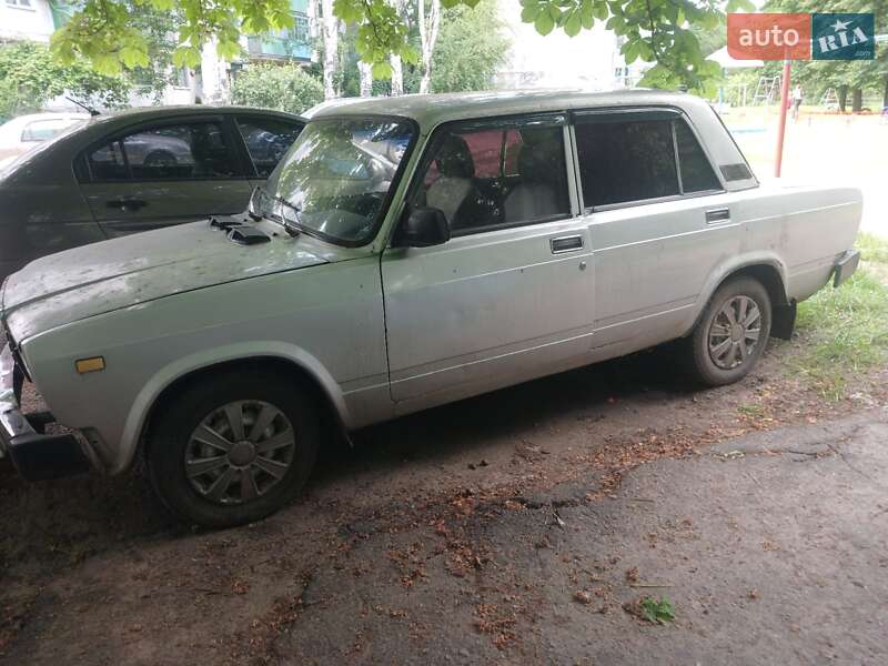 Седан ВАЗ / Lada 2105 1981 в Кременчуге