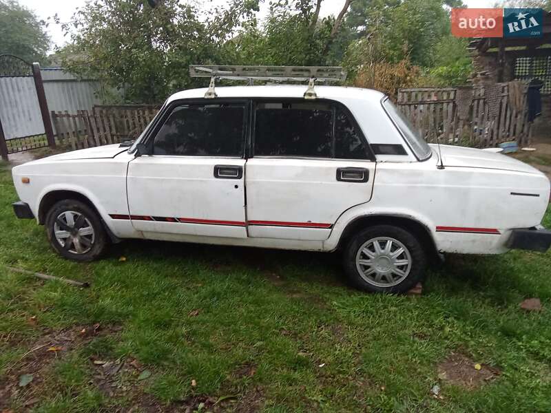 Седан ВАЗ / Lada 2105 1984 в Тульчине фото 2 Седан ВАЗ / Lada 2105 1984 в Тульчине