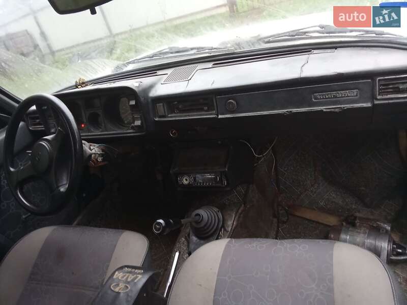Седан ВАЗ / Lada 2105 1984 в Тульчине фото 12 Седан ВАЗ / Lada 2105 1984 в Тульчине