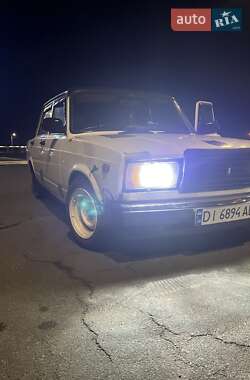 Седан ВАЗ 2105 1990 в Авангарде