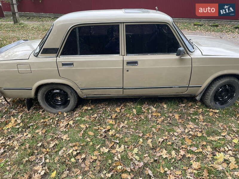 Седан ВАЗ / Lada 2105 1989 в Оратове фото 2 Седан ВАЗ / Lada 2105 1989 в Оратове