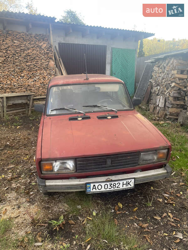 Седан ВАЗ / Lada 2105 1989 в Тячеві фото 4 Седан ВАЗ / Lada 2105 1989 в Тячеві
