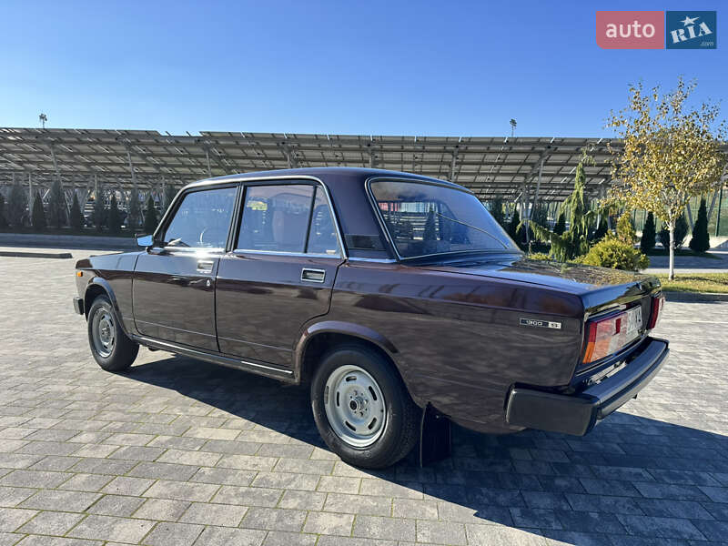 Седан ВАЗ / Lada 2105 1986 в Львове фото 10 Седан ВАЗ / Lada 2105 1986 в Львове
