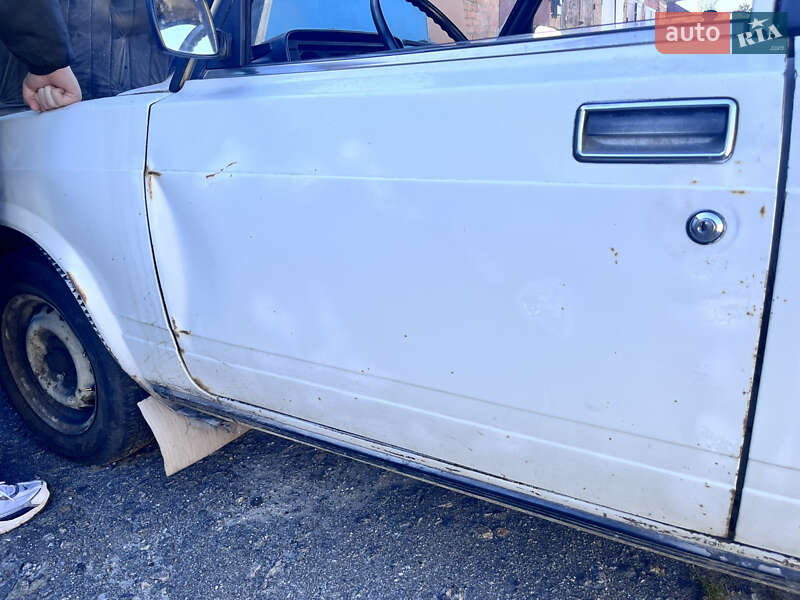 Седан ВАЗ / Lada 2105 1995 в Хмельницькому фото 16 Седан ВАЗ / Lada 2105 1995 в Хмельницькому
