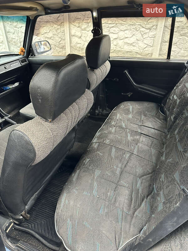 Седан ВАЗ / Lada 2105 2003 в Запорожье фото 15 Седан ВАЗ / Lada 2105 2003 в Запорожье