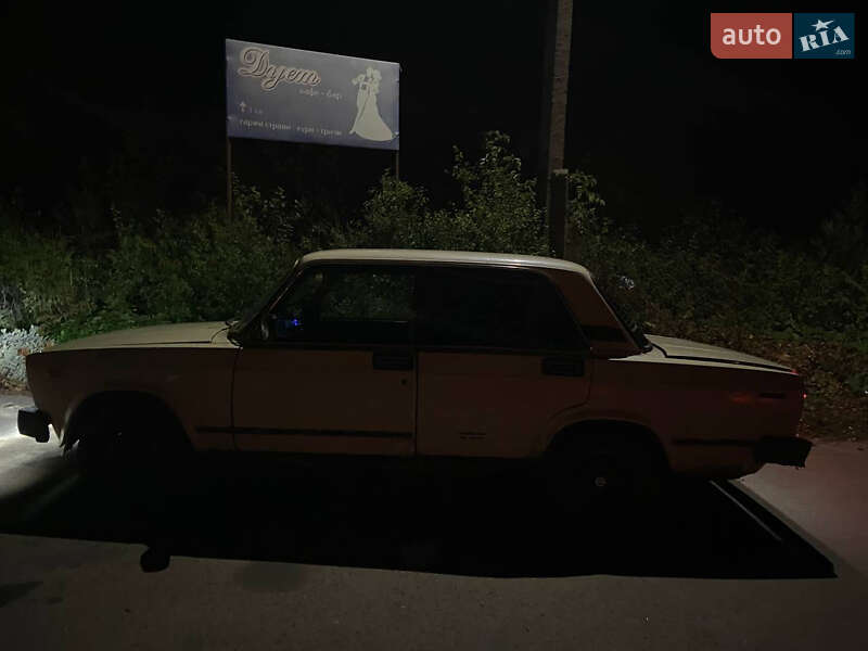 Седан ВАЗ / Lada 2105 1998 в Бібрці фото 6 Седан ВАЗ / Lada 2105 1998 в Бібрці