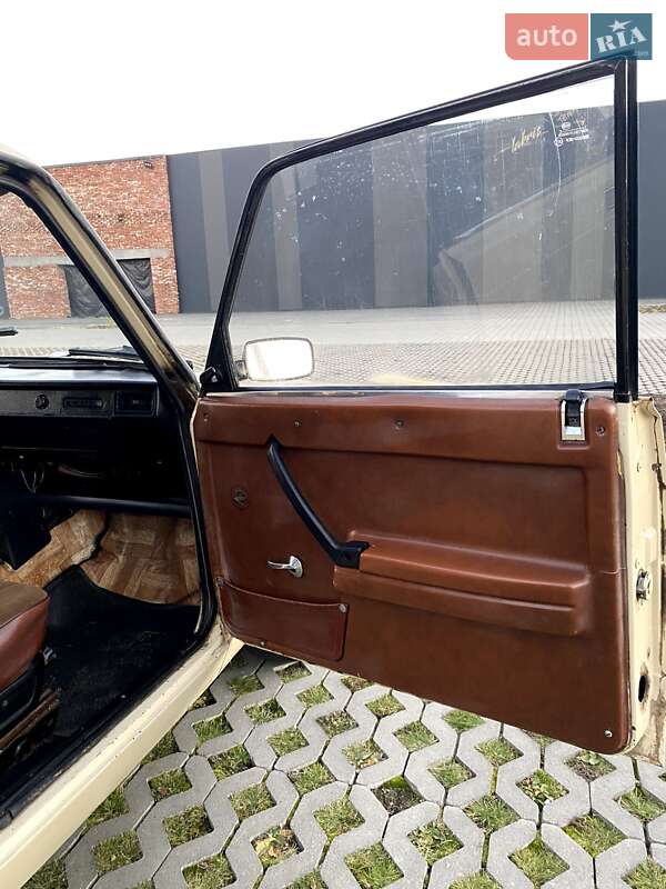 Седан ВАЗ / Lada 2105 1983 в Хмельницком фото 15 Седан ВАЗ / Lada 2105 1983 в Хмельницком