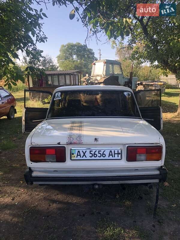 Седан ВАЗ / Lada 2105 1995 в Лубнах фото 6 Седан ВАЗ / Lada 2105 1995 в Лубнах