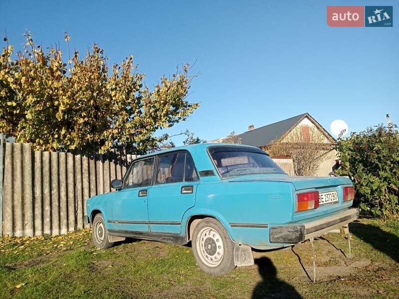Седан ВАЗ / Lada 2105 1992 в Николаеве