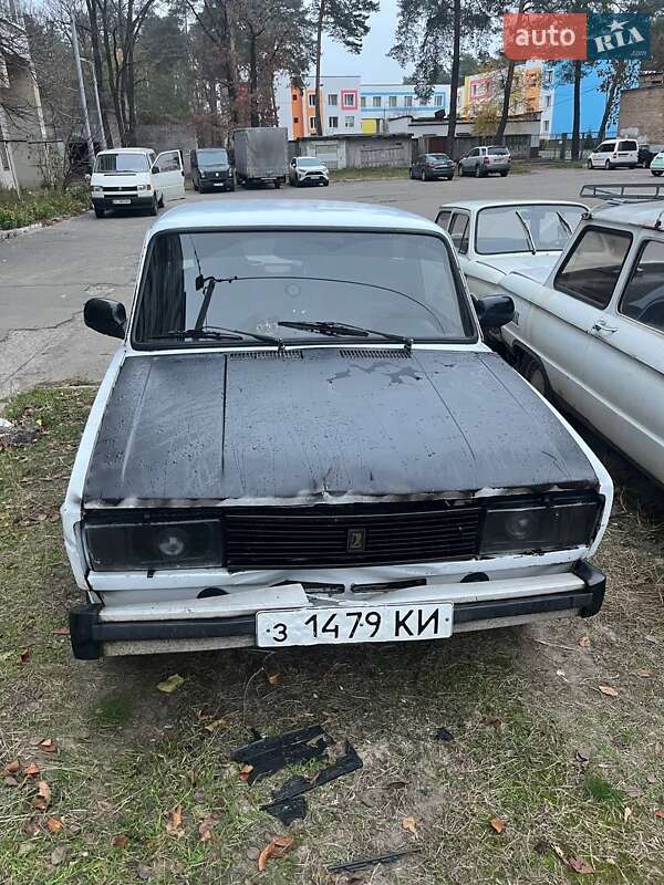 Седан ВАЗ / Lada 2105 1986 в Киеве