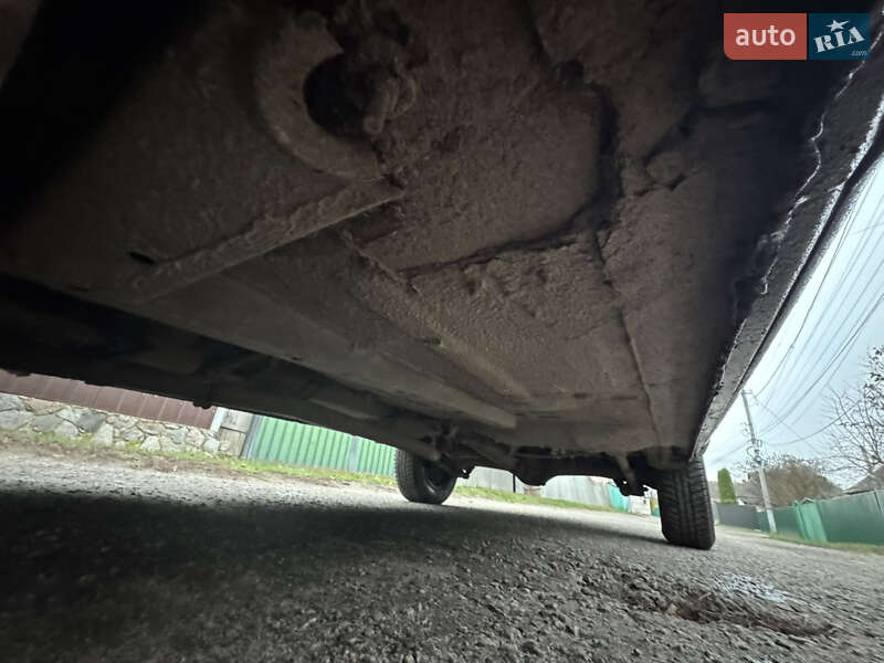 Седан ВАЗ / Lada 2105 1984 в Гадяче