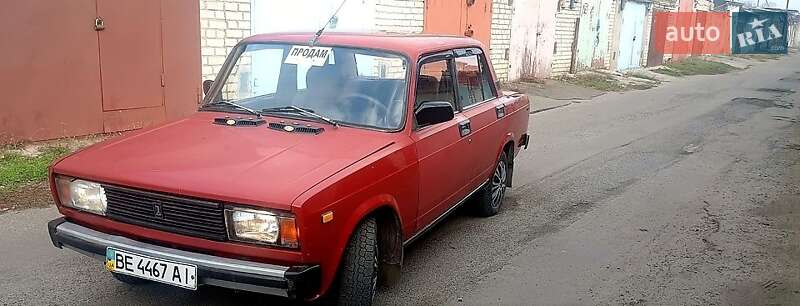 Седан ВАЗ / Lada 2105 1990 в Миколаєві