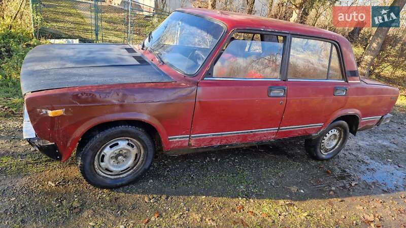 Седан ВАЗ / Lada 2105 1990 в Калуше фото 9 Седан ВАЗ / Lada 2105 1990 в Калуше