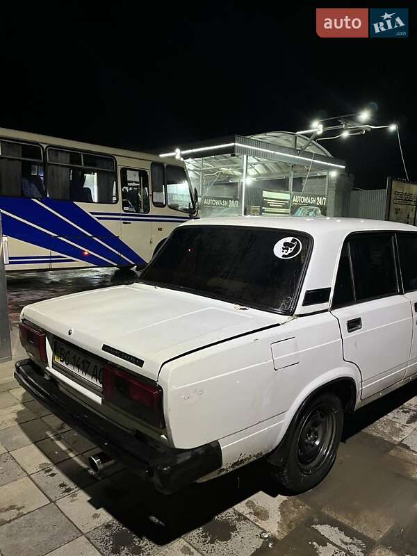 Седан ВАЗ / Lada 2105 1991 в Самборе