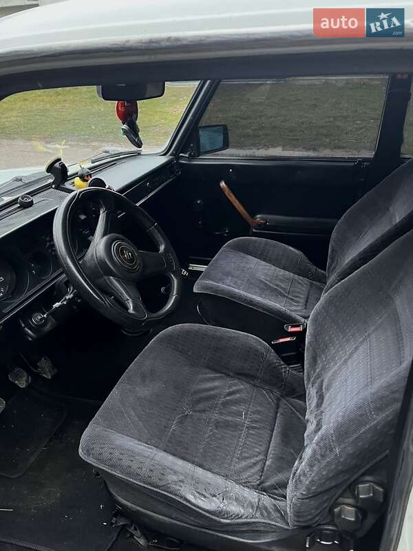 Седан ВАЗ / Lada 2105 1991 в Самборе