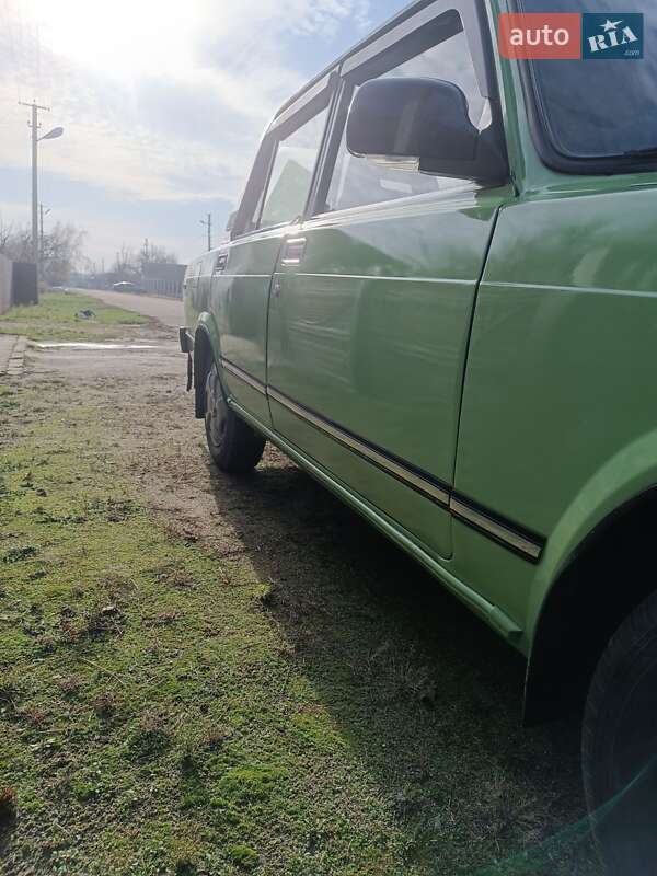 Седан ВАЗ / Lada 2105 1985 в Козельщине