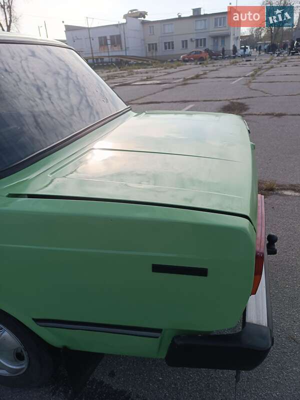 Седан ВАЗ / Lada 2105 1985 в Козельщине