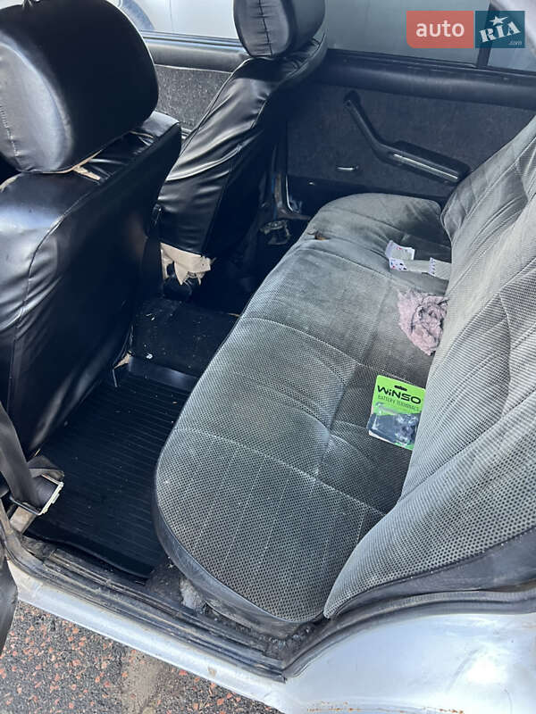 Седан ВАЗ / Lada 2105 1990 в Одессе