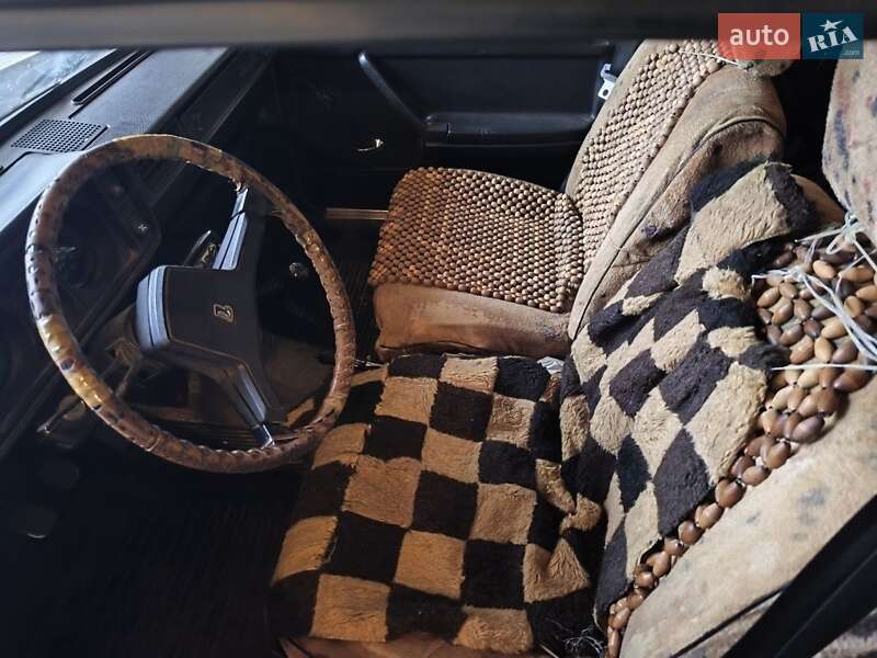 Седан ВАЗ / Lada 2105 1982 в Івано-Франківську