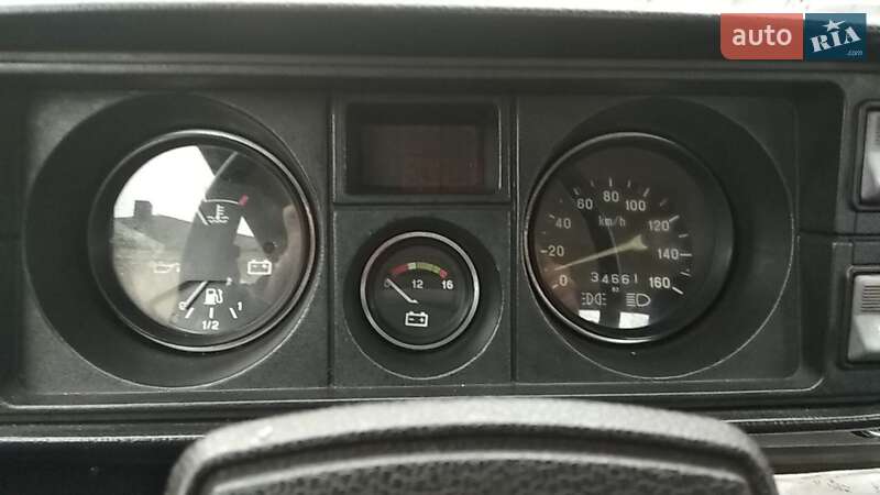 Седан ВАЗ / Lada 2105 1996 в Кролевце