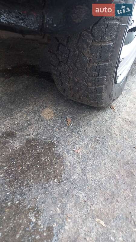 Седан ВАЗ / Lada 2105 1995 в Остроге