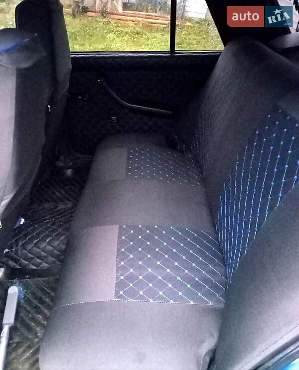 Седан ВАЗ / Lada 2105 2001 в Богодухіву