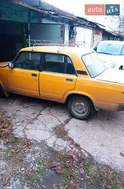 Седан ВАЗ 2105 1983 в Запоріжжі